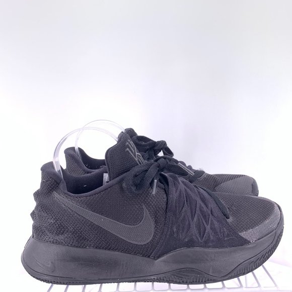 nike kyrie low 1 triple black